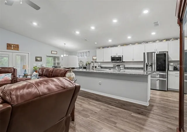Photo 4 of Single family home for sale at 1984 Harvest Landing Cir, Lakeland, FL 33810 | MLS# TB8557567 | Listing updated on 2026-10-21