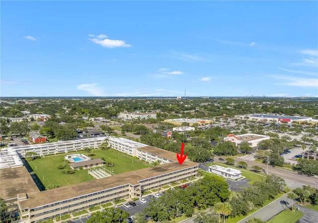 Listing Photo 4 - Condo for sale in building located at 951 79Th Ave N, St. Petersburg, FL 33702 - Unit #120