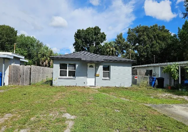 Photo 1 of Single family home for sale at 7529 35th Avenue N, Saint Petersburg, FL 33710 | MLS# TB8557571 | Listing updated on 2026-10-21