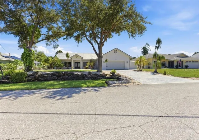 Photo 4 of Single family home for sale at 7376 Memorial Dr, Port Charlotte, FL 33981 | MLS# D6149159 | Listing updated on 2026-10-15
