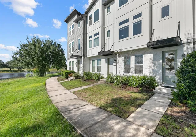 Photo 3 of Townhouse for sale at 12420 Koshiba Aly, Orlando, FL 32827 | MLS# O6449495 | Listing updated on 2026-10-20