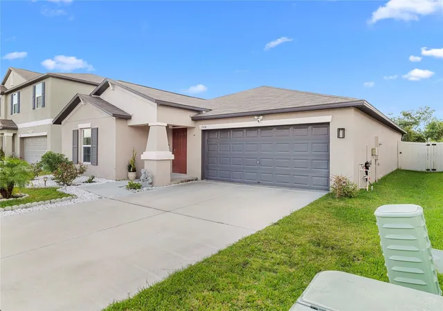 Photo 2 of Single family home for sale at 15436 Miller Crk Dr, Sun City Center, FL 33573 | MLS# TB8557582 | Listing updated on 2026-10-20