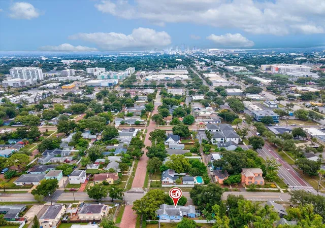Photo 1 of Single family home for sale at 3700 2nd Avenue N, Saint Petersburg, FL 33713 | MLS# TB8557584 | Listing updated on 2026-10-15