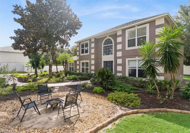 Photo 1 of Single family home for sale at 921 Westcliffe Dr, WINTER GARDEN, FL 34787 | MLS# O6449499 | Listing updated on 2026-10-22