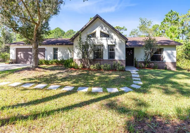 Photo 1 of Single family home for sale at 2350 Bronco Dr, Saint Cloud, FL 34771 | MLS# S5159429 | Listing updated on 2026-10-19