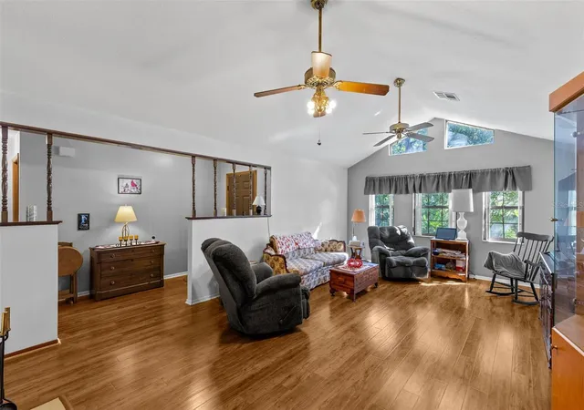 Photo 3 of Single family home for sale at 2350 Bronco Dr, Saint Cloud, FL 34771 | MLS# S5159429 | Listing updated on 2026-10-19