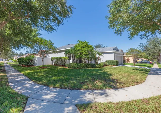Photo 2 of Single family home for sale at 11817 Holly Crst Ln, Riverview, FL 33569 | MLS# TB8557591 | Listing updated on 2026-10-20
