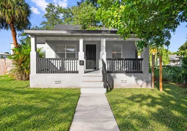 Single family home for sale at 1757 Queen St S, Saint Petersburg, FL 33712 | MLS# TB8557592