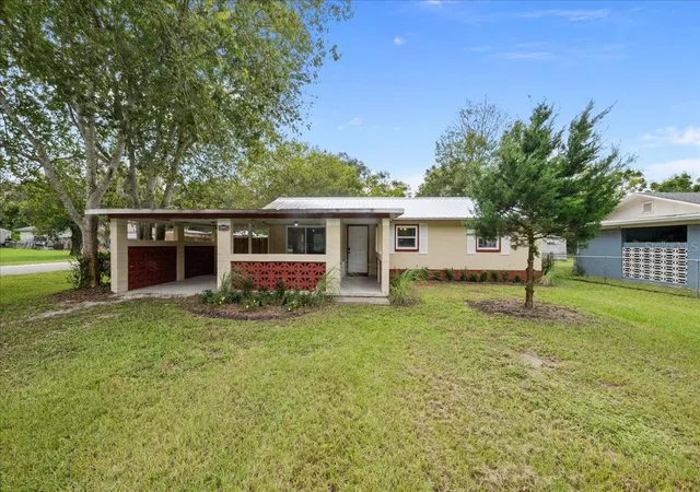 Photo 1 of Single family home for sale at 2601 State St, Palatka, FL 32177 | MLS# FC322087 | Listing updated on 2026-10-14