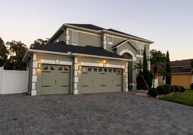 Photo 2 of Single family home for sale at 3113 Conrad Ct, Kissimmee, FL 34744 | MLS# S5159431 | Listing updated on 2026-10-17