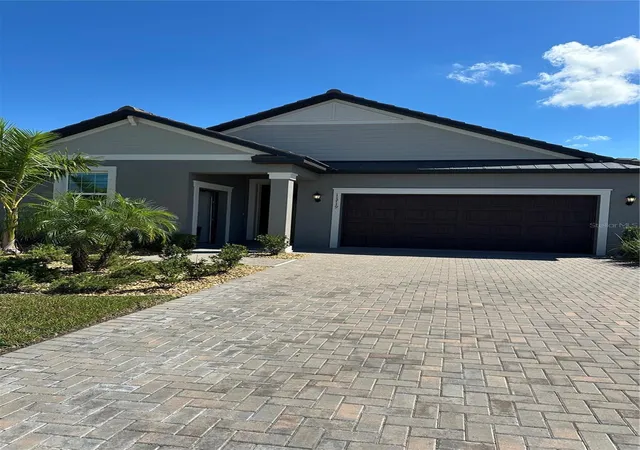 Photo 1 of Single family home for sale at 11719 Lilac Pearl Ln, Parrish, FL 34219 | MLS# A4709408 | Listing updated on 2026-10-28