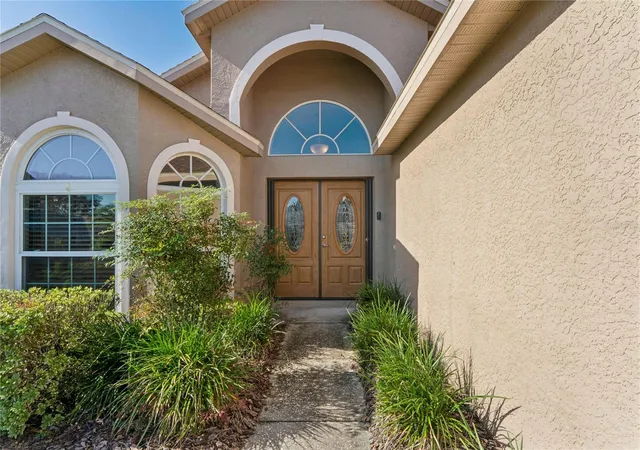 Photo 2 of Single family home for sale at 11602 Mcleod St, Spring Hill, FL 34609 | MLS# W7890286 | Listing updated on 2026-10-22