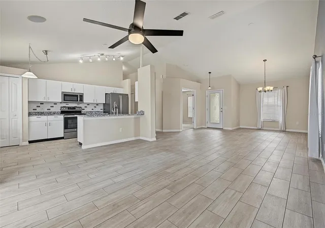 Photo 3 of Single family home for sale at 5809 Black Walnut Ct, Tampa, FL 33625 | MLS# TB8557600 | Listing updated on 2026-10-21