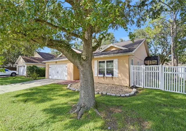 Photo 3 of Single family home for sale at 1210 Brandy Lake View Cir, Winter Garden, FL 34787 | MLS# O6449523 | Listing updated on 2026-10-22
