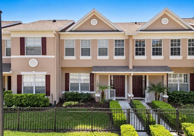 Photo 1 of Townhouse for sale at 4519 Sunset Ln, OVIEDO, FL 32765 | MLS# O6449528 | Listing updated on 2026-10-28