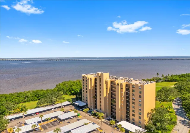Photo 4 of Condo for sale at 2616 Cvs Cay Dr #105, Clearwater, FL 33760 | MLS# TB8557624 | Listing updated on 2026-10-22