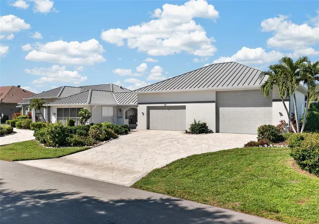 Photo 1 of Single family home for sale at 112 Great Isaac Ct, Punta Gorda, FL 33950 | MLS# C7531973 | Listing updated on 2026-10-23