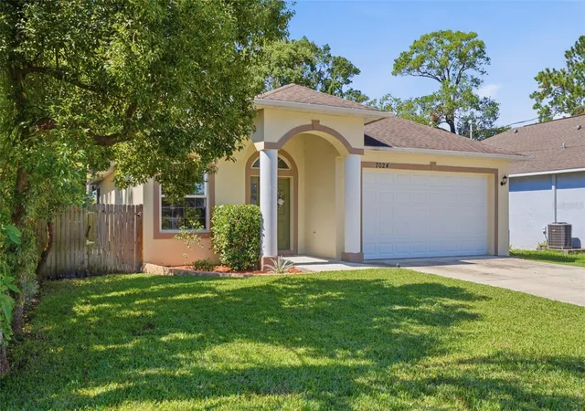 Photo 4 of Sale Pending at 7024 N Dakota Ave, Tampa, FL 33604 | MLS# TB8557628 | Listing updated on 2026-10-20