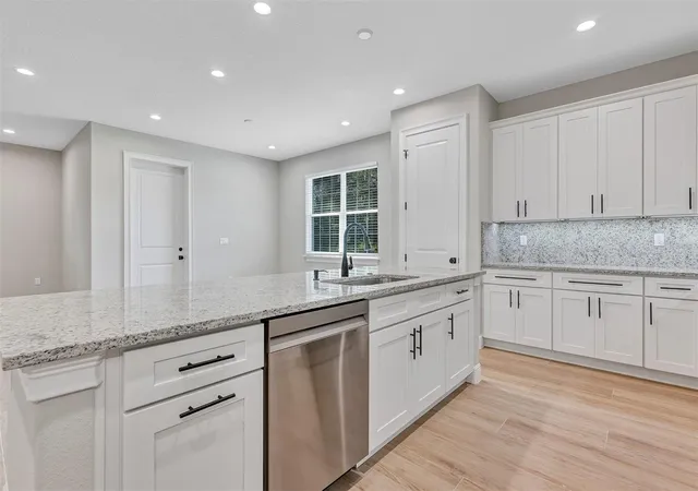 Photo 2 of Single family home for sale at 13875 SE 53rd Terrace, Summerfield, FL 34491 | MLS# OM733964 | Listing updated on 2026-10-20