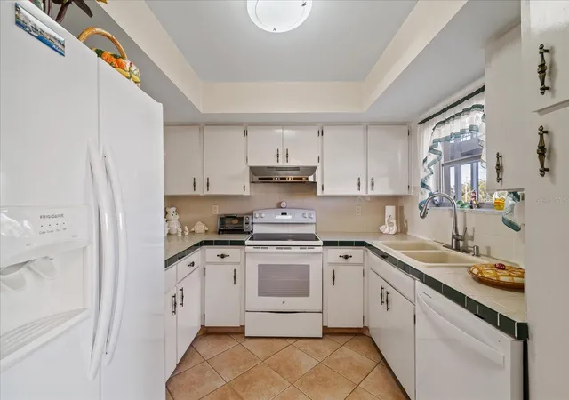 Photo 3 of Condo for sale at 4678 Marine Pkwy #206, New Port Richey, FL 34652 | MLS# W7890288 | Listing updated on 2026-10-24