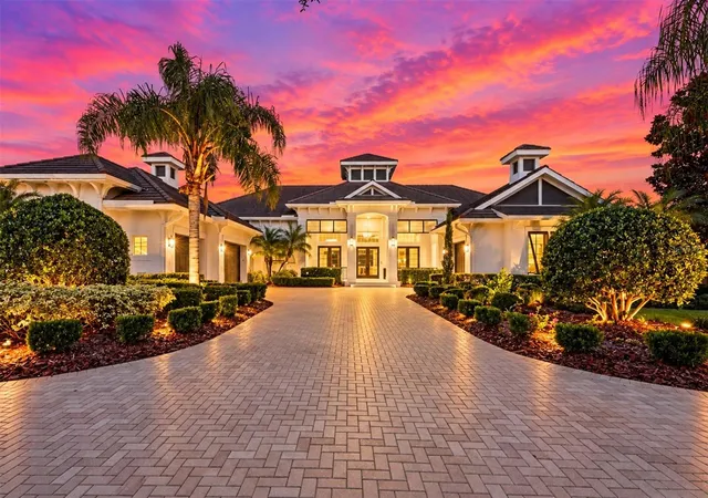 Photo 1 of Single family home for sale at 8009 Bounty Ln, Bradenton, FL 34202 | MLS# A4709430 | Listing updated on 2026-10-20