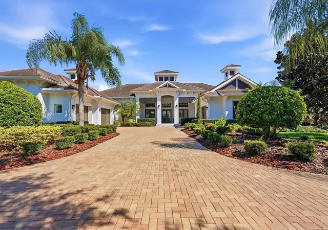 Photo 2 of Single family home for sale at 8009 Bounty Ln, Bradenton, FL 34202 | MLS# A4709430 | Listing updated on 2026-10-20
