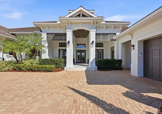 Photo 4 of Single family home for sale at 8009 Bounty Ln, Bradenton, FL 34202 | MLS# A4709430 | Listing updated on 2026-10-20