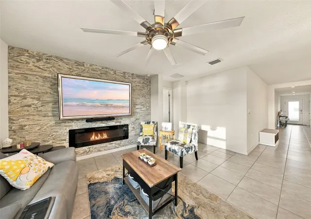 Photo 4 of Single family home for sale at 16739 Sunburst Lake St, Wimauma, FL 33598 | MLS# TB8557652 | Listing updated on 2026-10-22