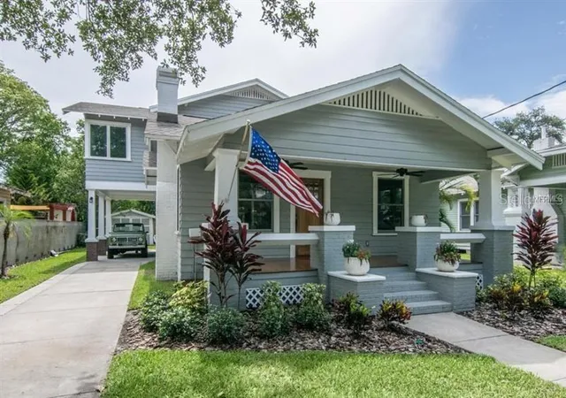 Photo 1 of Single family home for sale at 905 S Bruce St, TAMPA, FL 33606 | MLS# TB8557656 | Listing updated on 2026-10-15