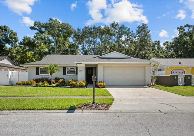 Photo 2 of Single family home for sale at 2365 Moore Hvn Dr E, Clearwater, FL 33763 | MLS# TB8557660 | Listing updated on 2026-10-22