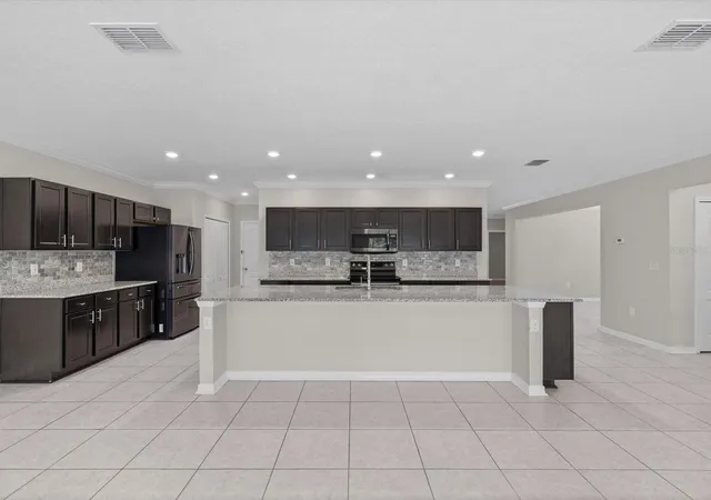 Photo 3 of Single family home for sale at 6337 Nodoc Rd, Spring Hill, FL 34609 | MLS# W7890289 | Listing updated on 2026-10-19