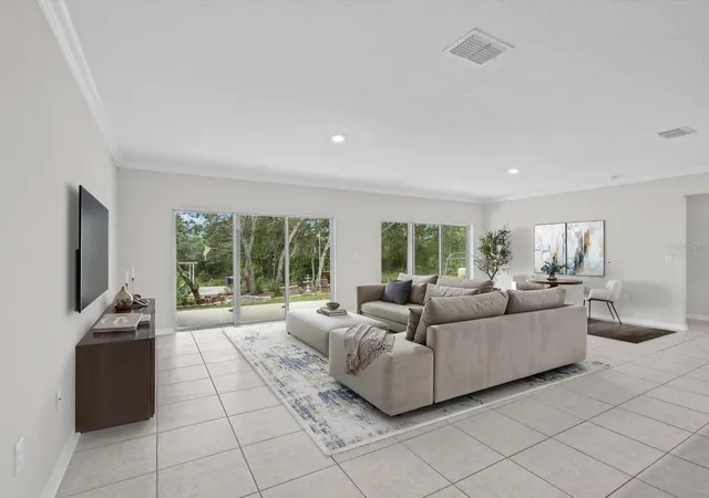 Photo 4 of Single family home for sale at 6337 Nodoc Rd, Spring Hill, FL 34609 | MLS# W7890289 | Listing updated on 2026-10-19