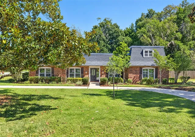 Photo 1 of Single family home for sale at 1111 SE 22nd Avenue, Ocala, FL 34471 | MLS# OM733967 | Listing updated on 2026-10-14
