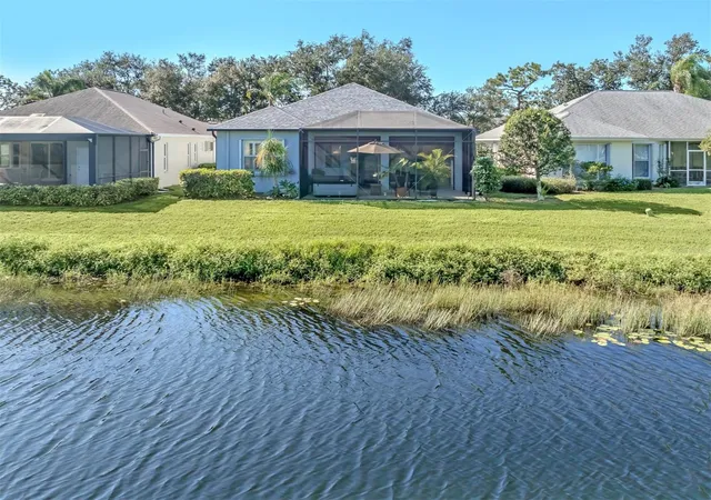 Photo 2 of Single family home for sale at 443 Bermuda Isles Cir, Venice, FL 34292 | MLS# N6146176 | Listing updated on 2026-10-21