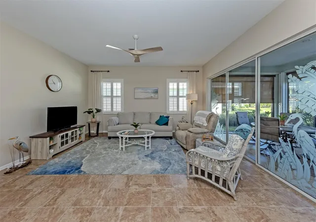 Photo 4 of Single family home for sale at 443 Bermuda Isles Cir, Venice, FL 34292 | MLS# N6146176 | Listing updated on 2026-10-21