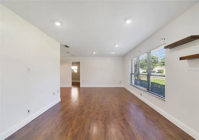 Photo 3 of Single family home for sale at 4520 Ironstone Cir, Orlando, FL 32812 | MLS# O6449579 | Listing updated on 2026-10-14