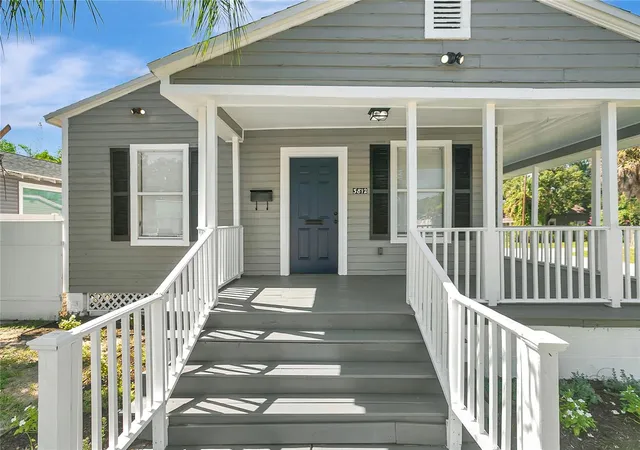 Photo 4 of Single family home for sale at 3812 N Tampa St, Tampa, FL 33603 | MLS# TB8557681 | Listing updated on 2026-10-14