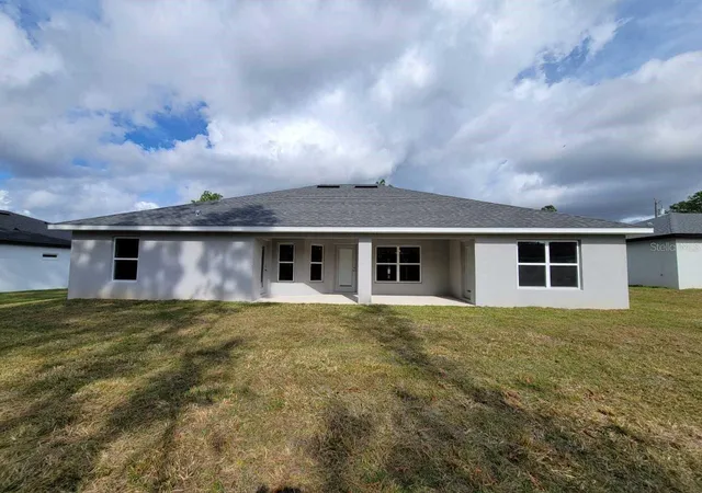 Photo 3 of Single family home for sale at 7916 SW 139th Street Rd, Ocala, FL 34473 | MLS# OM733970 | Listing updated on 2026-10-14