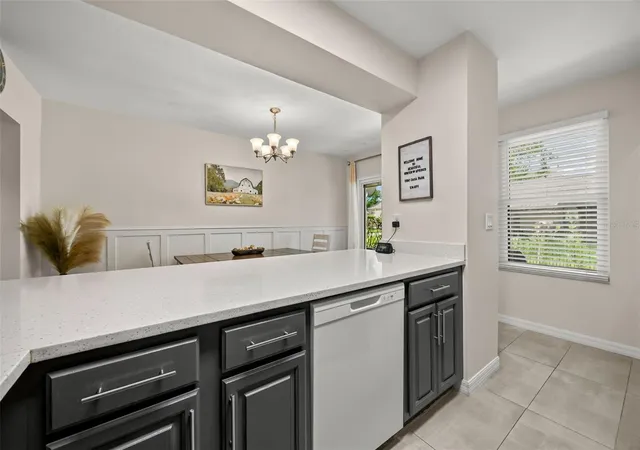 Photo 3 of Sale Pending at 1352 Casa Park Cir, Winter Springs, FL 32708 | MLS# O6449586 | Listing updated on 2026-10-18
