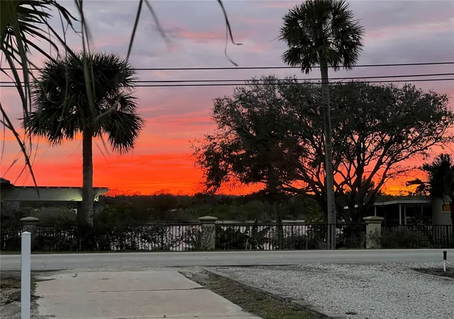 Photo 1 of Single family home for sale at 2405 John Anderson Dr, Ormond Beach, FL 32176 | MLS# V4951808 | Listing updated on 2026-10-17