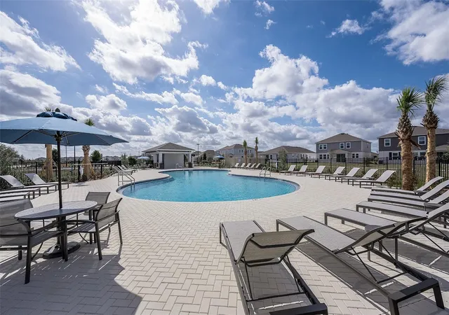 Photo 4 of Single family home for sale at 7437 Fieldstone Dr, Groveland, FL 34736 | MLS# O6449587 | Listing updated on 2026-10-14