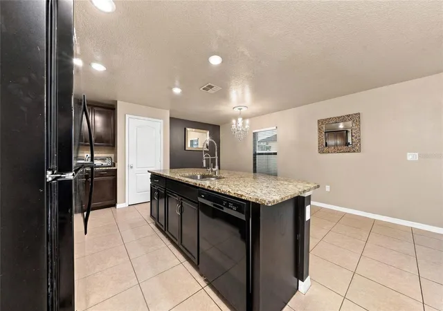 Photo 4 of Single family home for sale at 2227 Caspian Dr, Lakeland, FL 33805 | MLS# S5159450 | Listing updated on 2026-10-24
