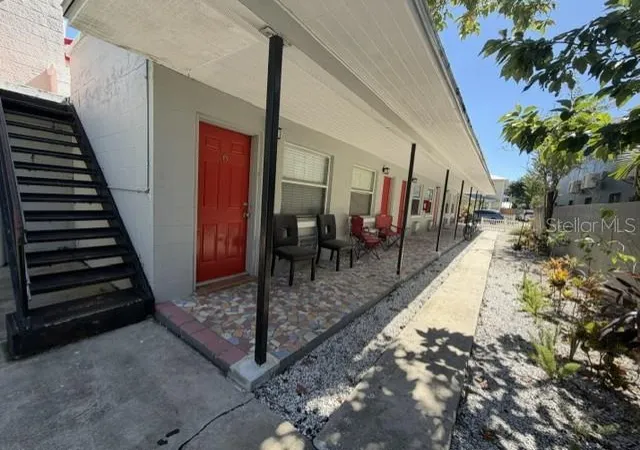 Photo 3 of House for sale at 649 7th Avenue N, Saint Petersburg, FL 33701 | MLS# TB8557697 | Listing updated on 2026-10-28