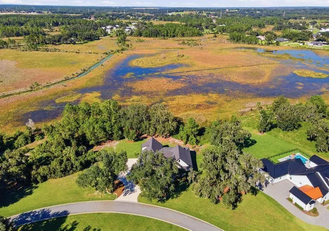Photo 2 of Single family home for sale at 467 Long And Winding Rd, Howey In The Hills, FL 34737 | MLS# G5119020 | Listing updated on 2026-10-29