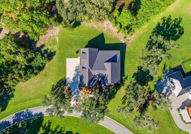 Photo 3 of Single family home for sale at 467 Long And Winding Rd, Howey In The Hills, FL 34737 | MLS# G5119020 | Listing updated on 2026-10-29