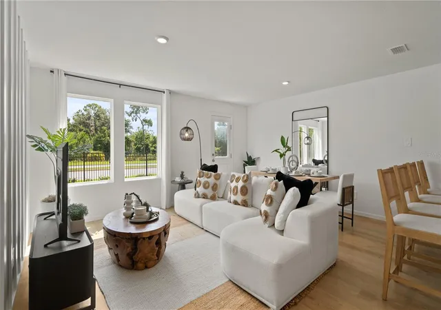 Photo 4 of Townhouse for sale at 1545 Plank Pl, Davenport, FL 33837 | MLS# O6449592 | Listing updated on 2026-10-14