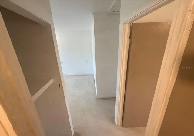 Listing Photo 5 - Condo for sale in building located at 4420 N Clark Ave, TAMPA, FL 33614