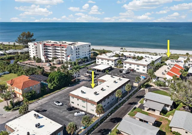Photo 2 of Condo for sale at 620 Flamingo Dr #105, Venice, FL 34285 | MLS# C7531983 | Listing updated on 2026-10-20