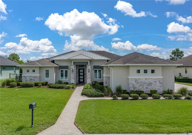 Photo 1 of Sale Pending at 6530 Emerald Woods Ln, Lakeland, FL 33813 | MLS# L4965757 | Listing updated on 2026-10-20