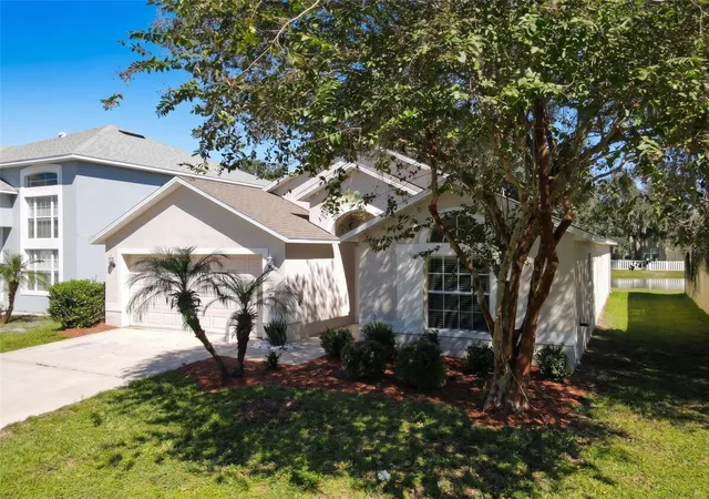 Photo 2 of Single family home for sale at 2612 Whitewood Rd, Mulberry, FL 33860 | MLS# O6449616 | Listing updated on 2026-10-20